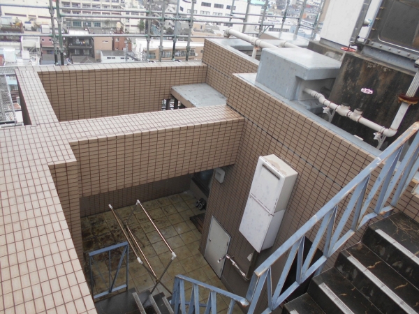 屋上防水工事（施工前）